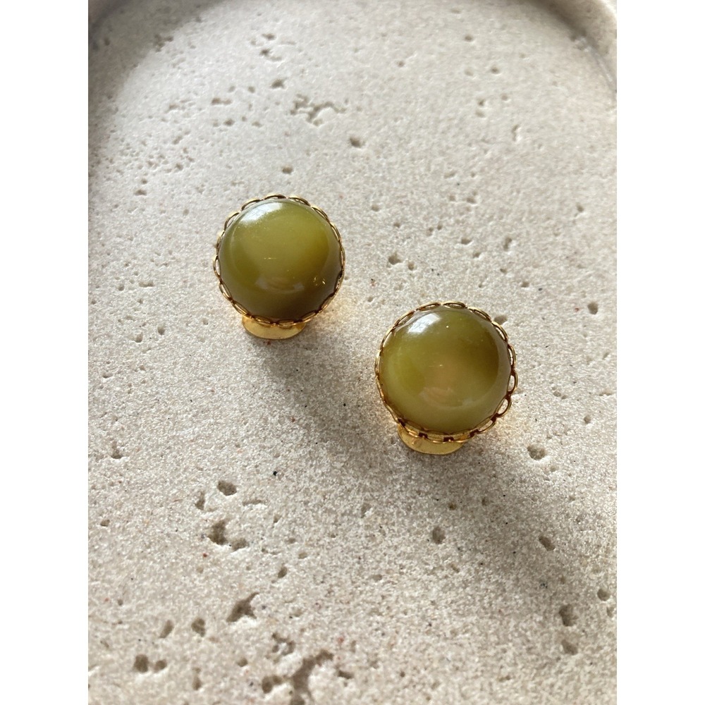Vintage Style Green Domed Cabochon Clip On Earrings Gold Tone Renaissance Style